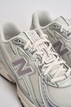 Sneakers donna 530 panna e lilla U740 2F3 NEW BALANCE 