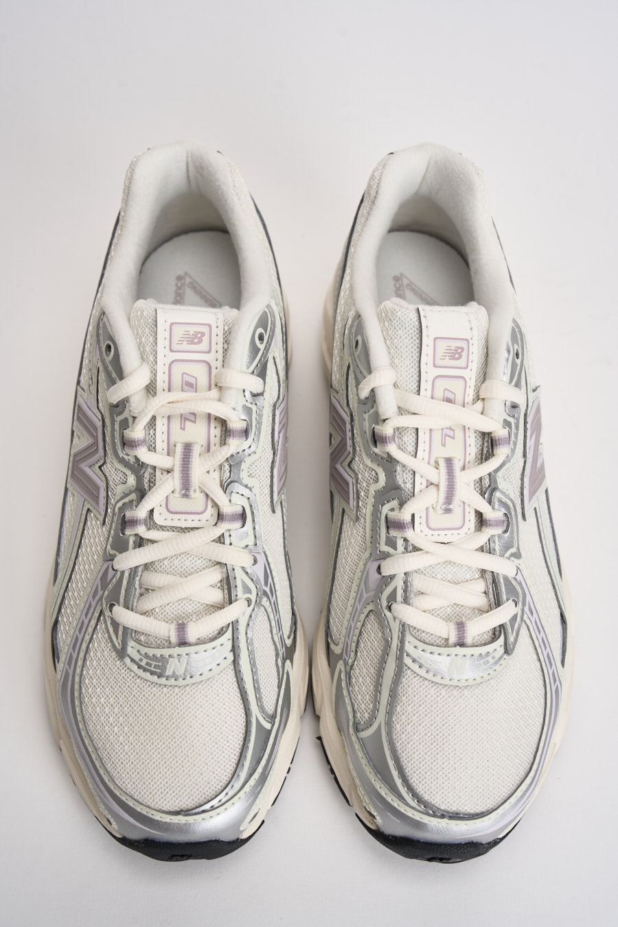Sneakers donna 530 panna e lilla U740 2F3 NEW BALANCE 