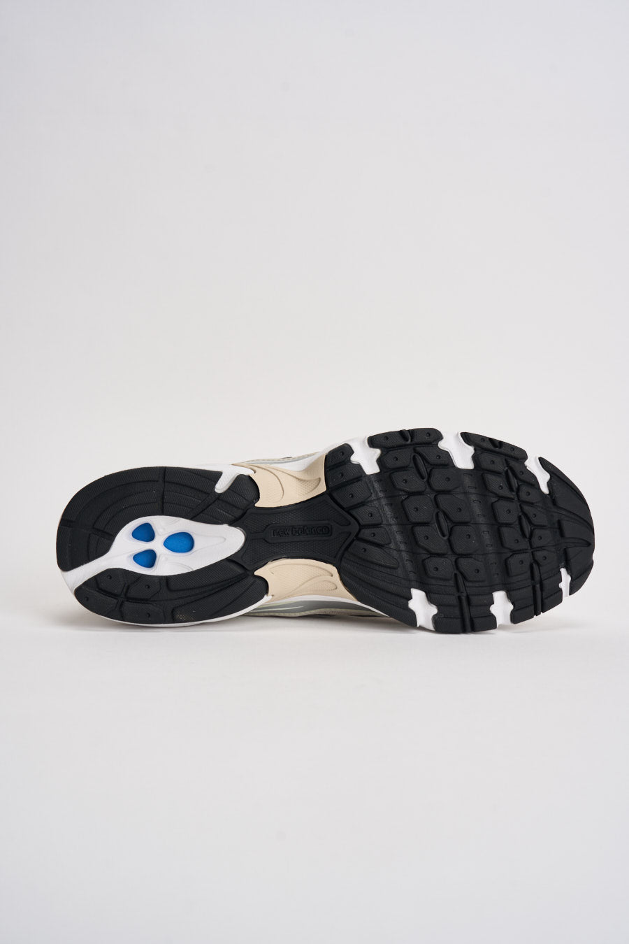 Sneakers uomo 740 beige U740. 6KY NEW BALANCE 
