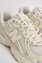 Sneakers donna burro e argento U740 71J NEW BALANCE 