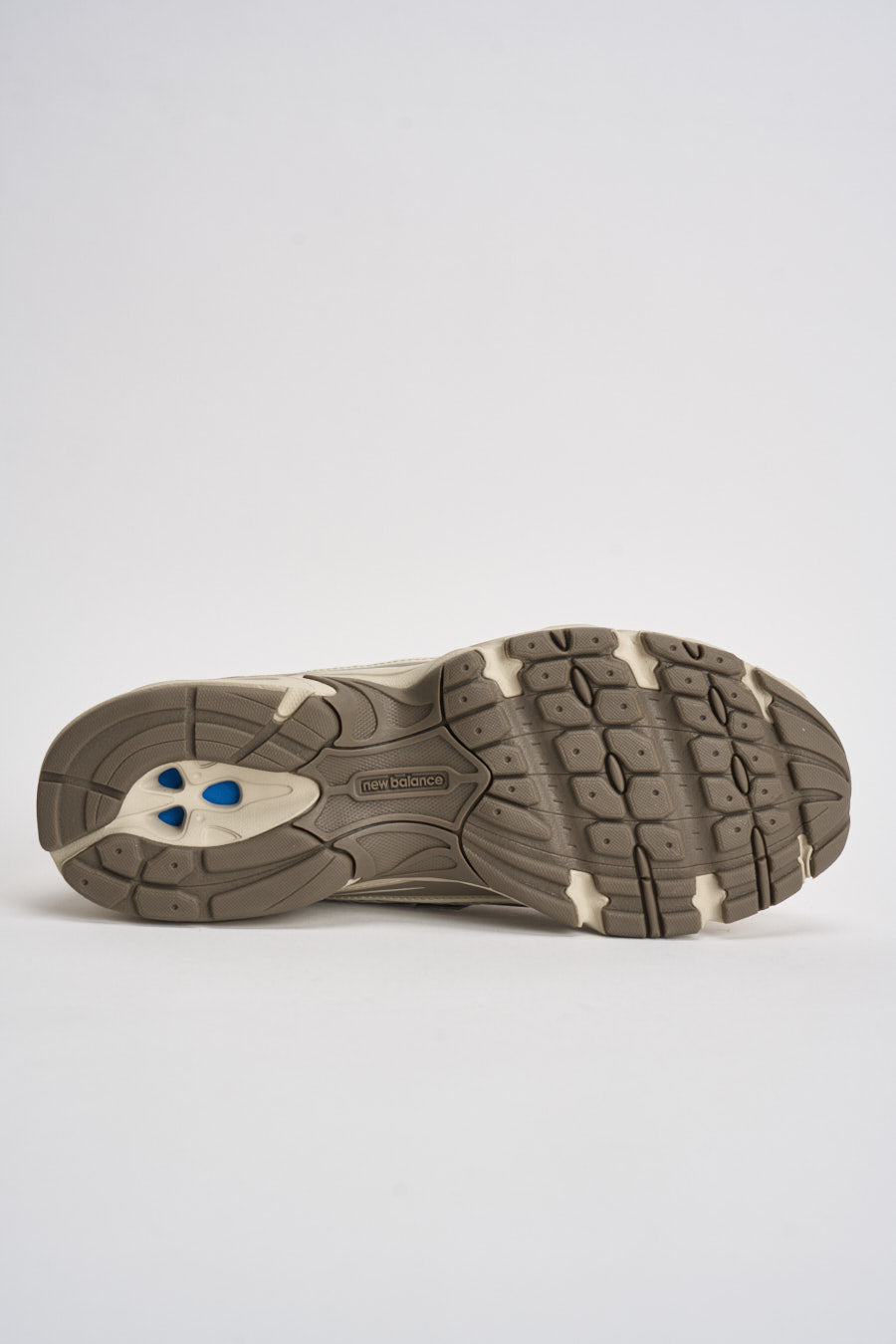 Sneakers uomo 740 beige e fango U740. AS2 NEW BALANCE 