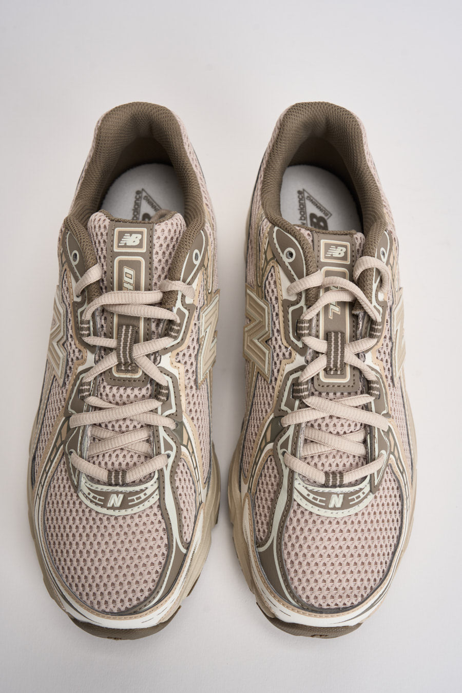Sneakers uomo 740 beige e fango U740. AS2 NEW BALANCE 