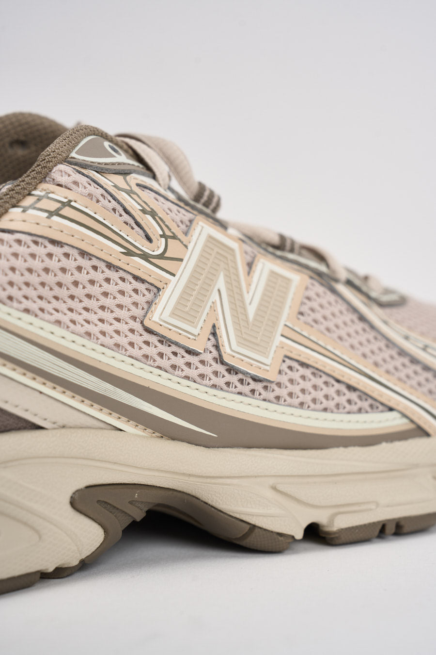 Sneakers uomo 740 beige e fango U740. AS2 NEW BALANCE 