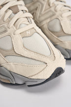 Sneakers uomo beige e grigio U9060. 16Y NEW BALANCE 