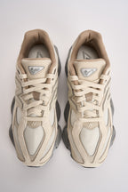 Sneakers uomo beige e grigio U9060. 16Y NEW BALANCE 