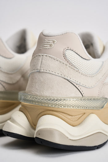 Sneakers donna 9060 bianca e panna - 10