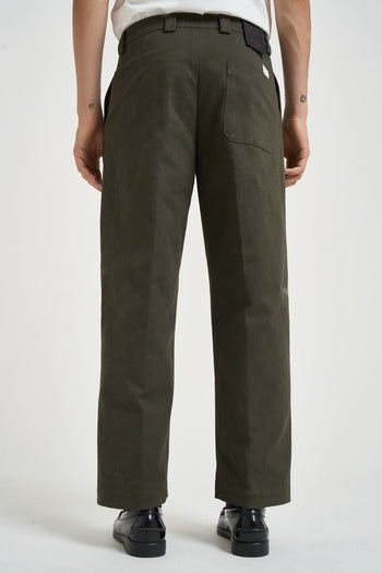 Pantalone uomo con pinces verde militare - 3