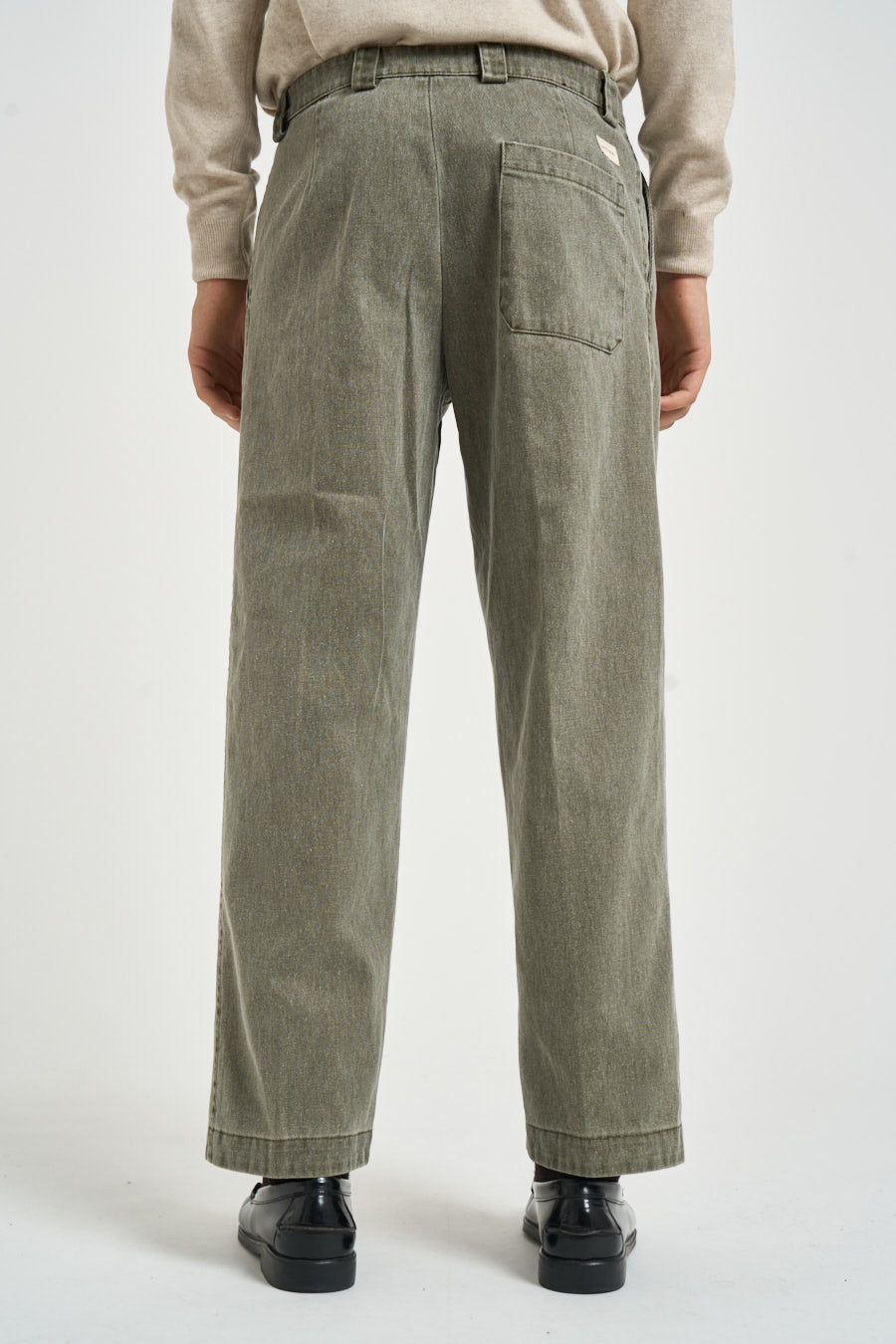 Pantalone uomo con pinces in denim verde 2809B MOMOVERDE OFFICINA 