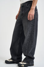 Jeans uomo Loose fit in denim nero 22040255 WASHEDBLACK ONLY & SONS 
