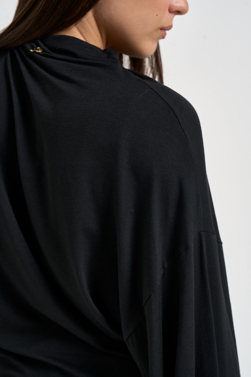 Blusa donna manica asimmetrica nera B03L0424 NERO PHILIA LOFT 