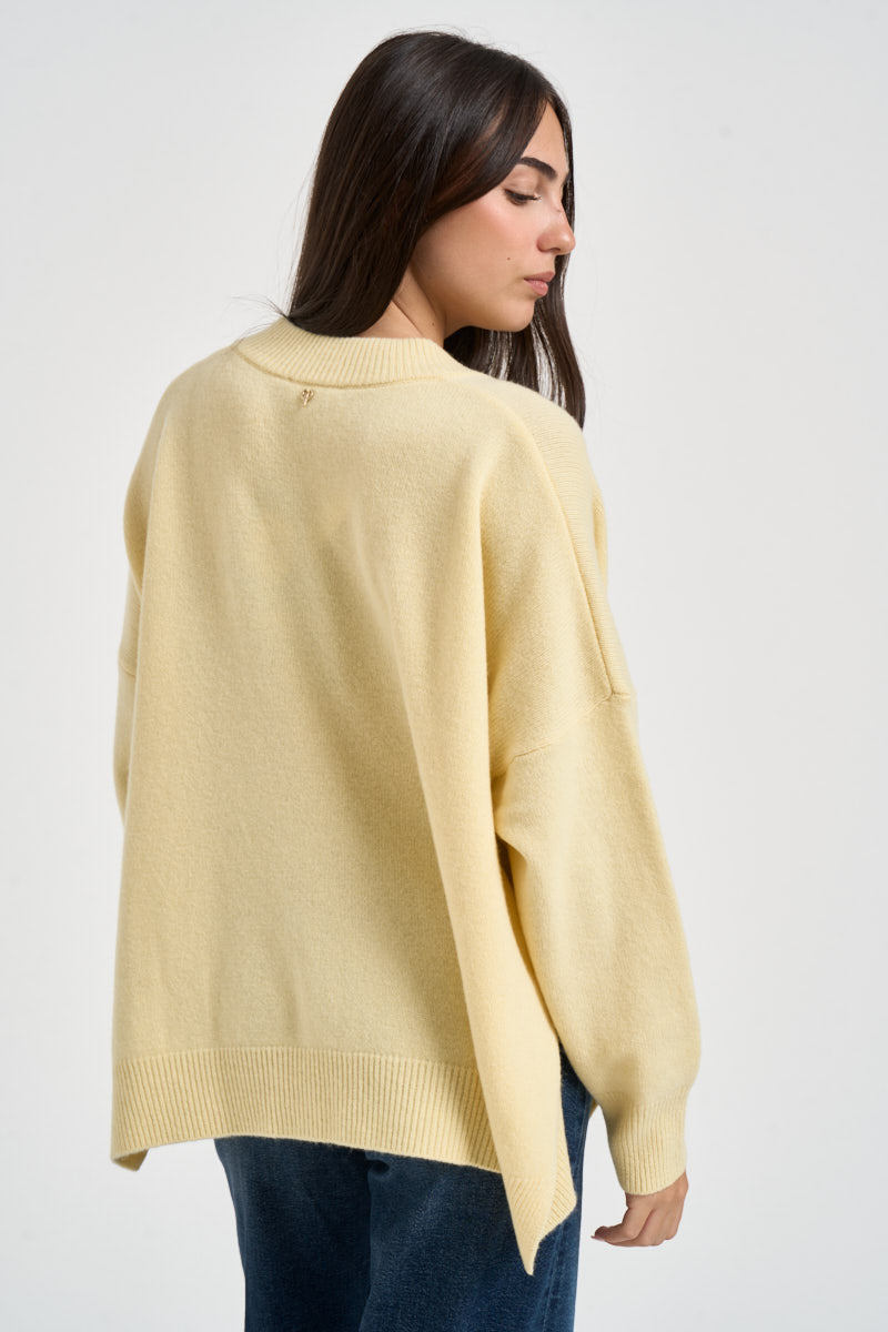Maglione donna con spacchi laterali giallo pastello F03O0094 GIALLO PHILIA LOFT 