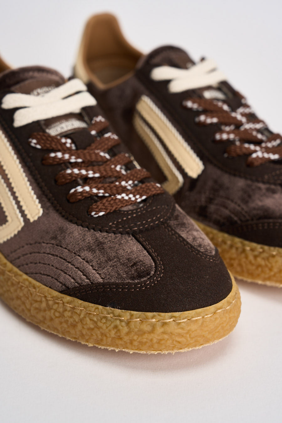 Sneakers donna Velvet marrone e giallo pastello PU601X 025 PURAAI 