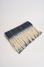 Sciarpa donna con frange blu notte e panna ERICA DARKNAVYBIRCH RINO & PELLE 