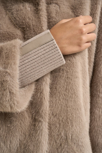 Cappotto donna midi in ecopelliccia beige - 3