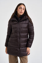 Piumino donna cappuccio in ecopelliccia marrone scuro D40280W 40009 SAVE THE DUCK 