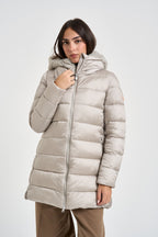 Piumino donna cappuccio in ecopelliccia ghiaccio D40280W 40019 SAVE THE DUCK 
