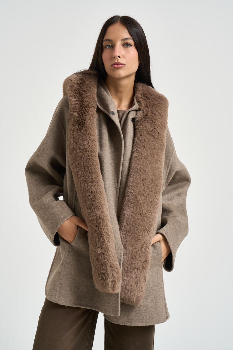Cappotto donna collo in eco pelliccia tortora PM0174 150992062 SEVENTY 