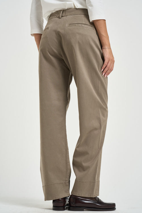 Pantaloni donna con pinces beige - 2