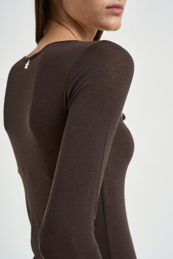 Maglia donna con collo a barca marrone - 5