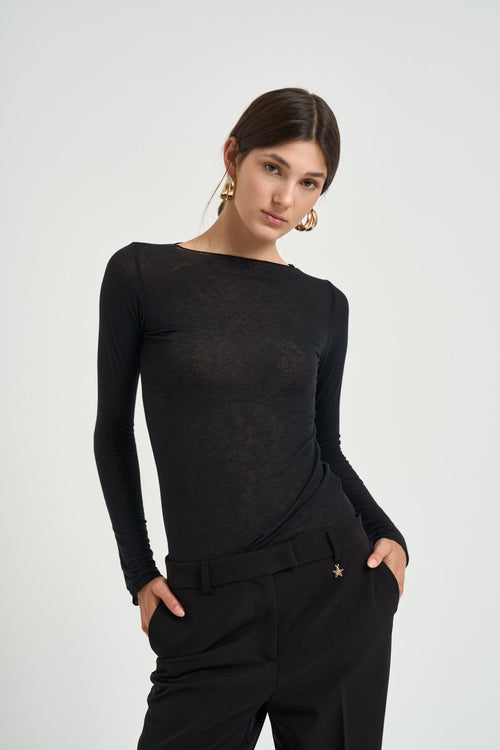 Maglia donna con collo a barca nera - 2