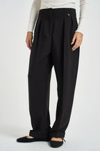 Pantaloni donna balloon neri W40S0321 NERO SOUVENIR CLUBBING 