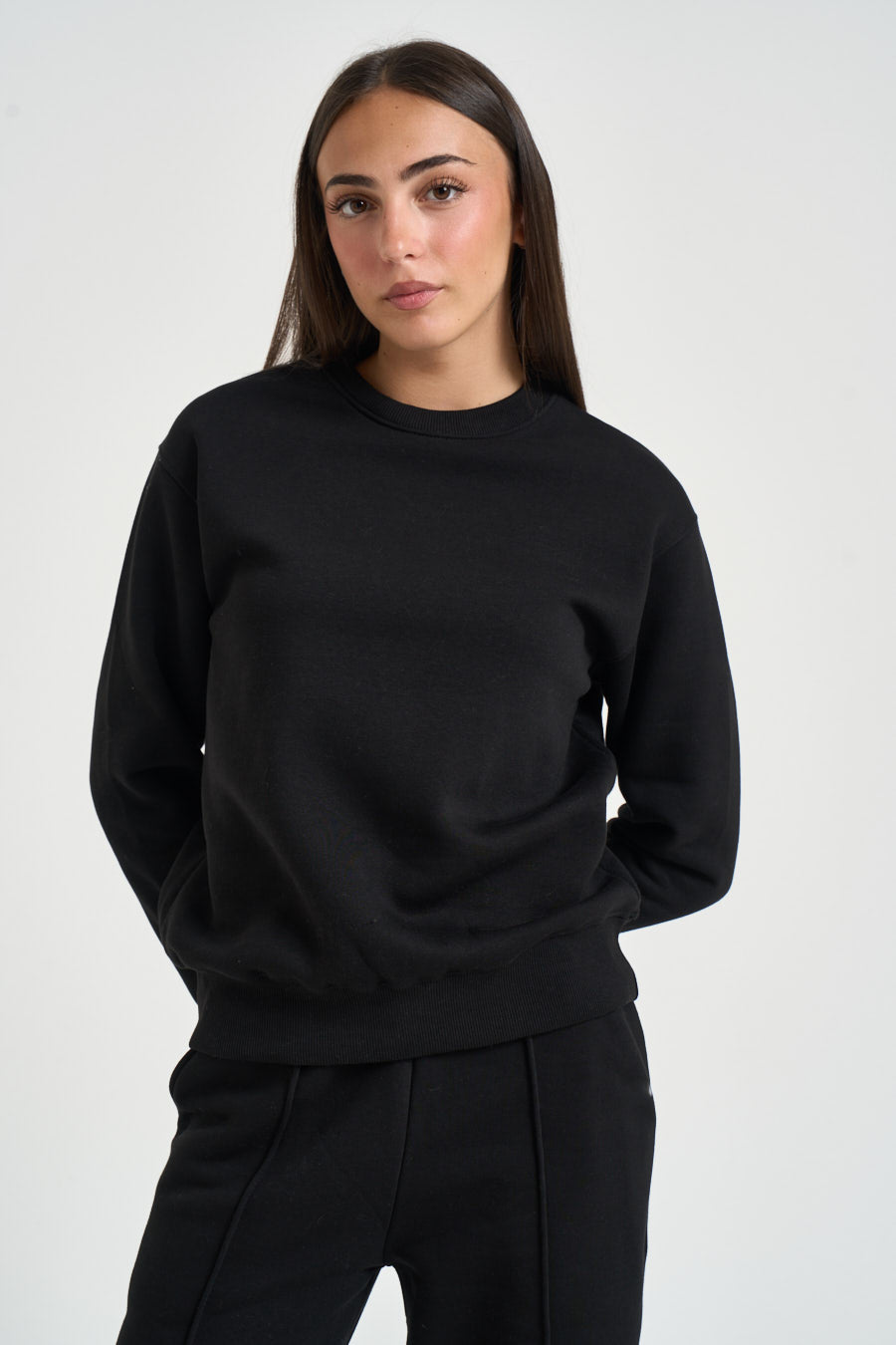 Felpa donna girocollo nera NINAZ NERO SUPERCULTURE* 