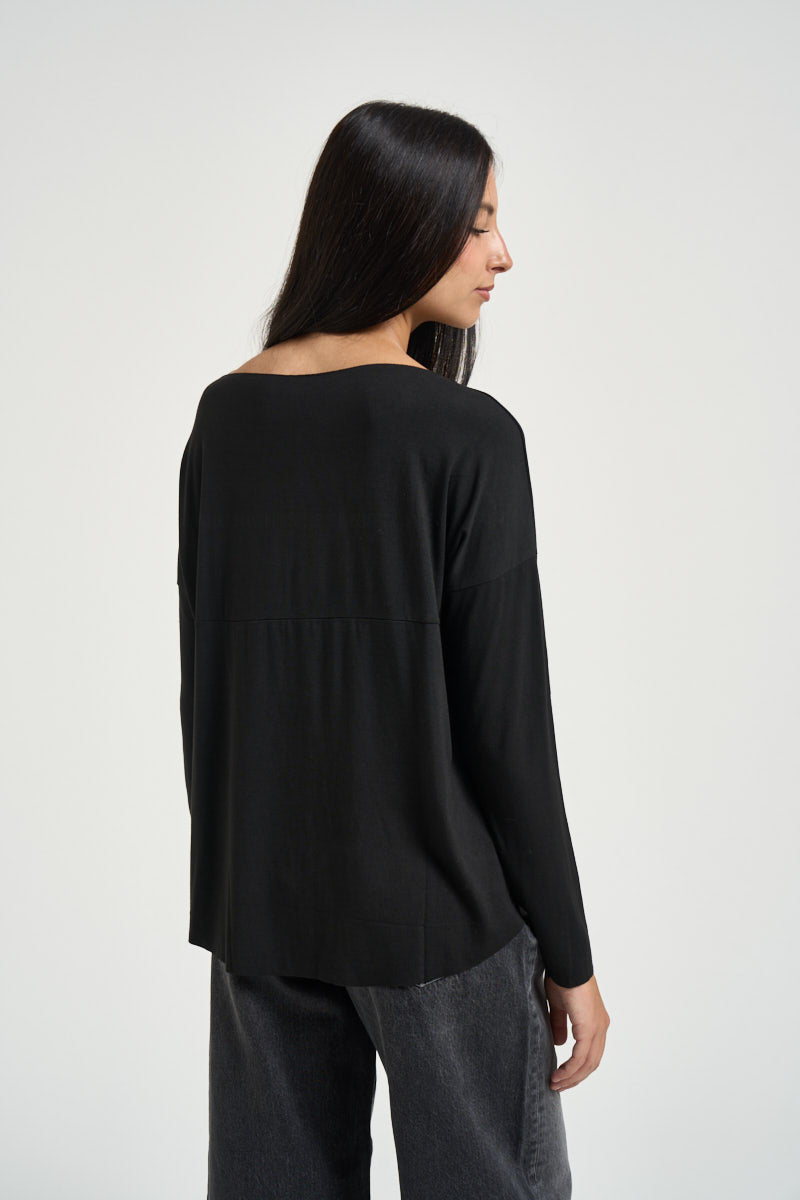 Maglia donna scollo a barca nera B05250 NERO SUSY MIX 