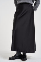 Gonna donna lunga satinata nera 27G6285 NERO TENSIONE IN 