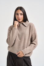 Maglia donna con inserto a V beige WL7370 BEIGE TENSIONE IN 