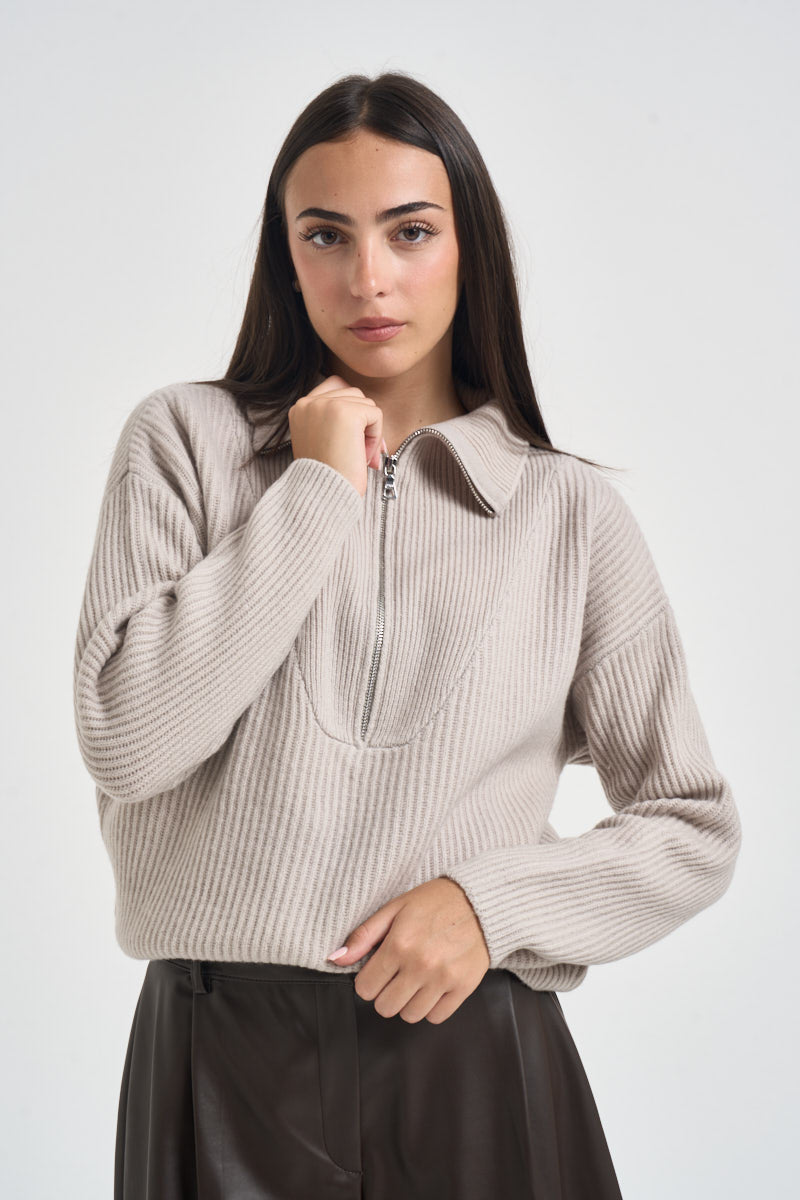 Maglia donna con inserto a V ecrù WL7370 CACHA TENSIONE IN 