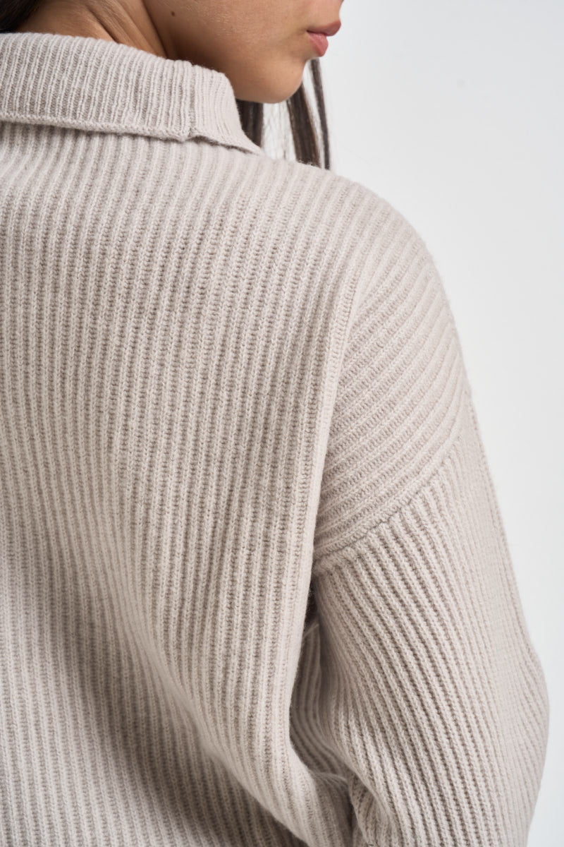 Maglia donna con inserto a V ecrù WL7370 CACHA TENSIONE IN 
