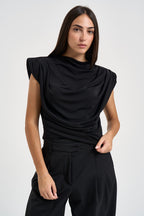 Top donna smanicata con drappeggio nero TAC1500 NERO VICOLO 