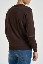 Maglia uomo con toppa ricamata marrone 6104226 623 VITTORIO FERRIERI 
