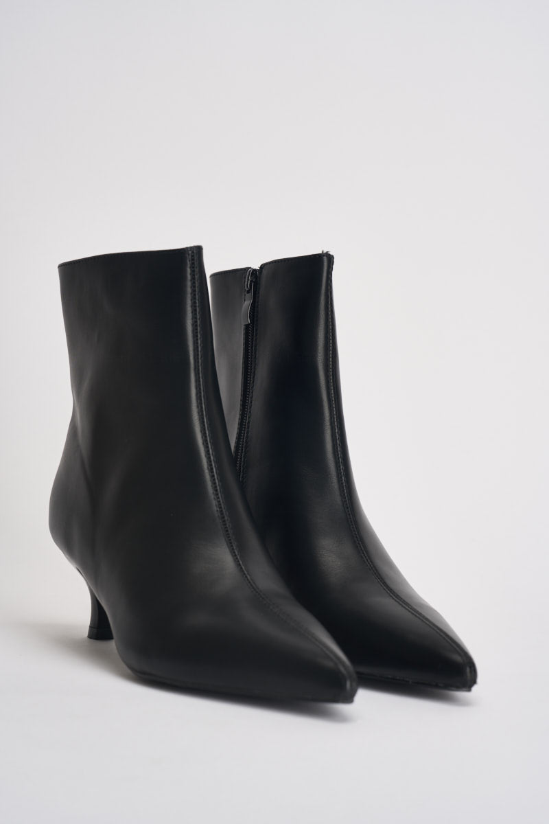 Stivaletti donna con tacco nero VST033 NERO VIVIENNE D 