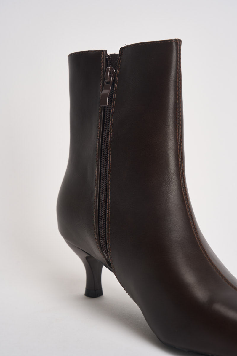 Stivaletti donna con tacco marrone scuro VST033 T.MORO VIVIENNE D 