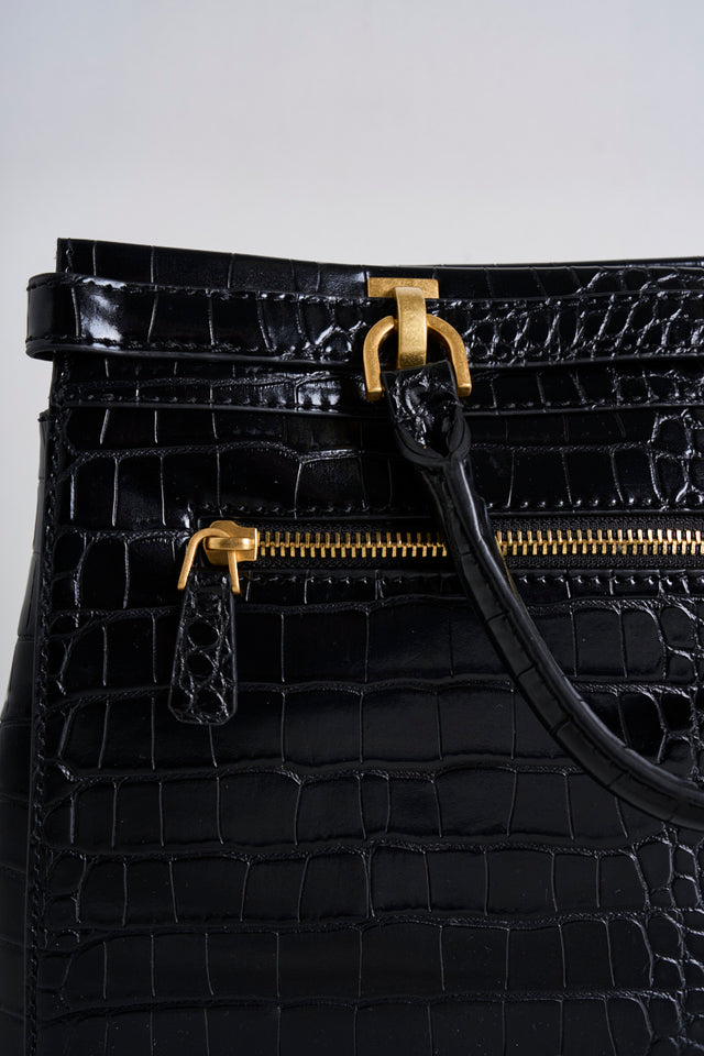 GUESS Women's crocodile print handbag