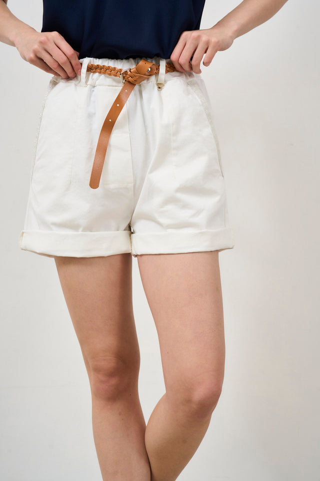 Shorts in cotone con cintura inclusa