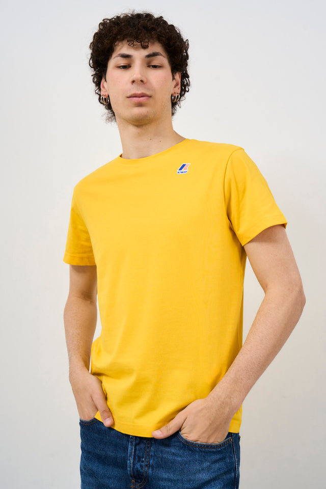 T-shirt uomo gialla a maniche corte con logo