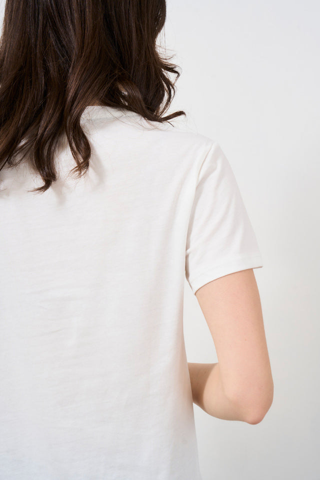 T-shirt donna bianca con maxi logo multicolore<BR/><BR/>