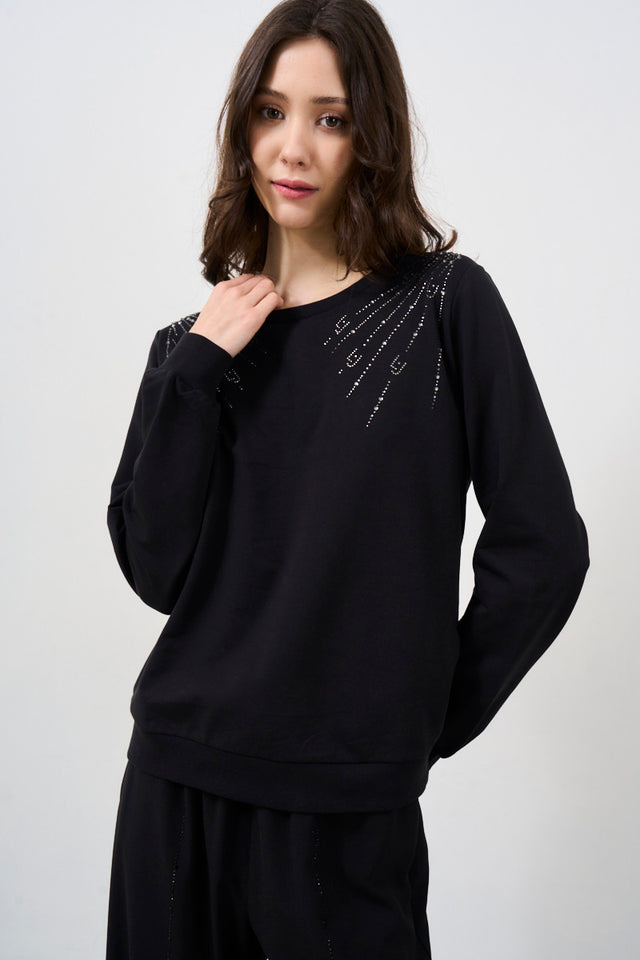Women's sweatshirt with black rhinestones