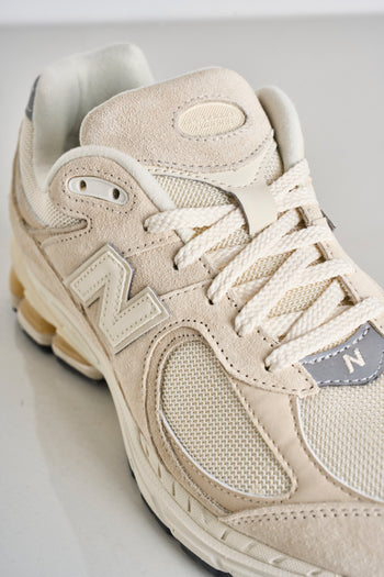 NEW BALANCE Sneakers uomo 2002R beige - 3