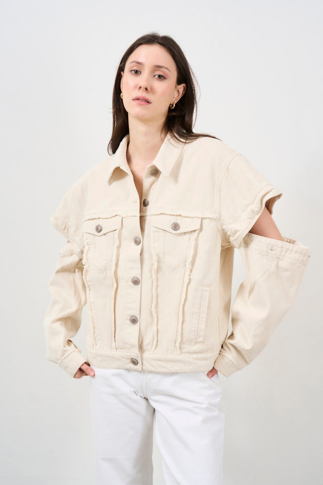 Women's denim jacket with slits on the sleeves
