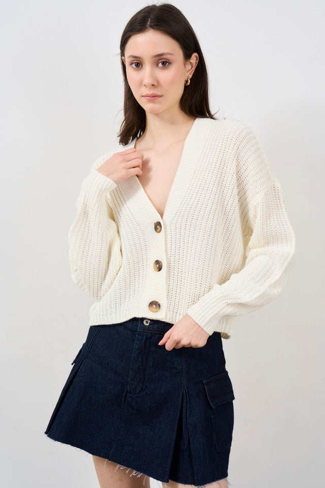 Women's textured knitted cardigan