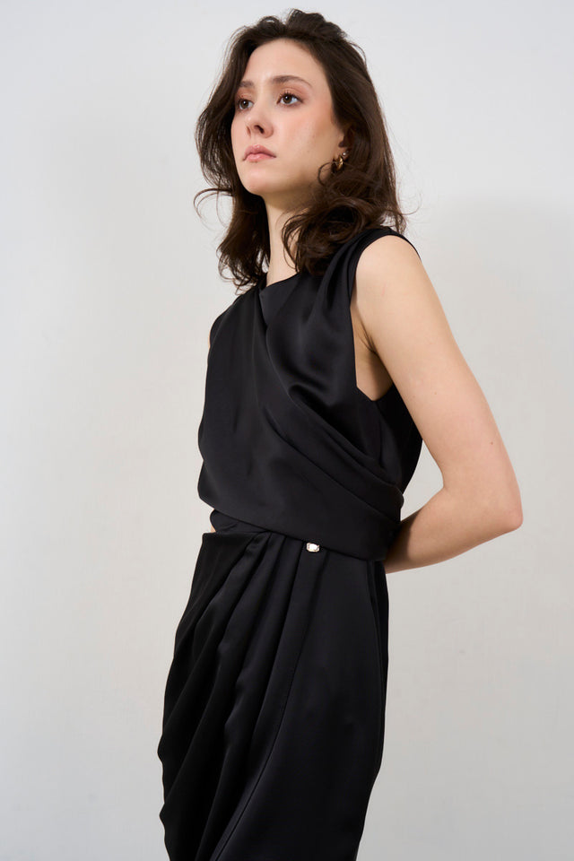 Women's midi dress with cut out
