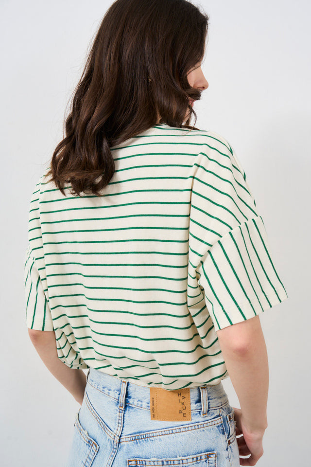 Striped T-shirt with tulle brooch