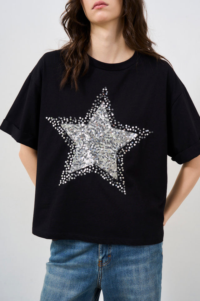 T-Shirt donna con stella in paillettes nera