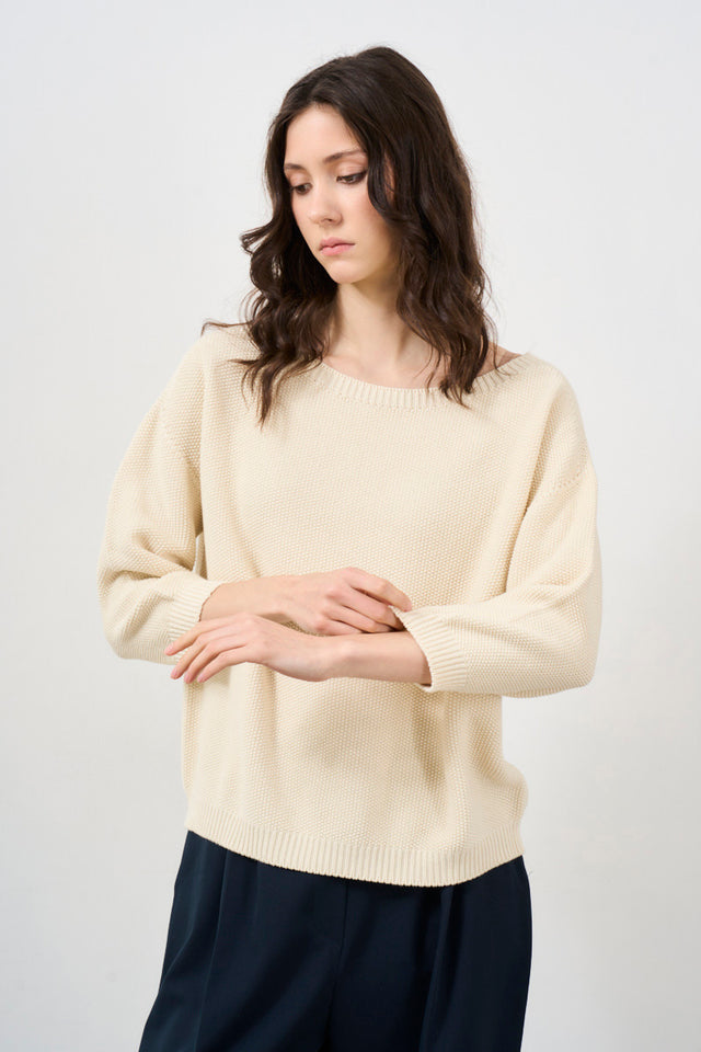 Women's sweater with rice stitch texture