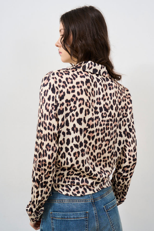 Women's animalier shirt with knot