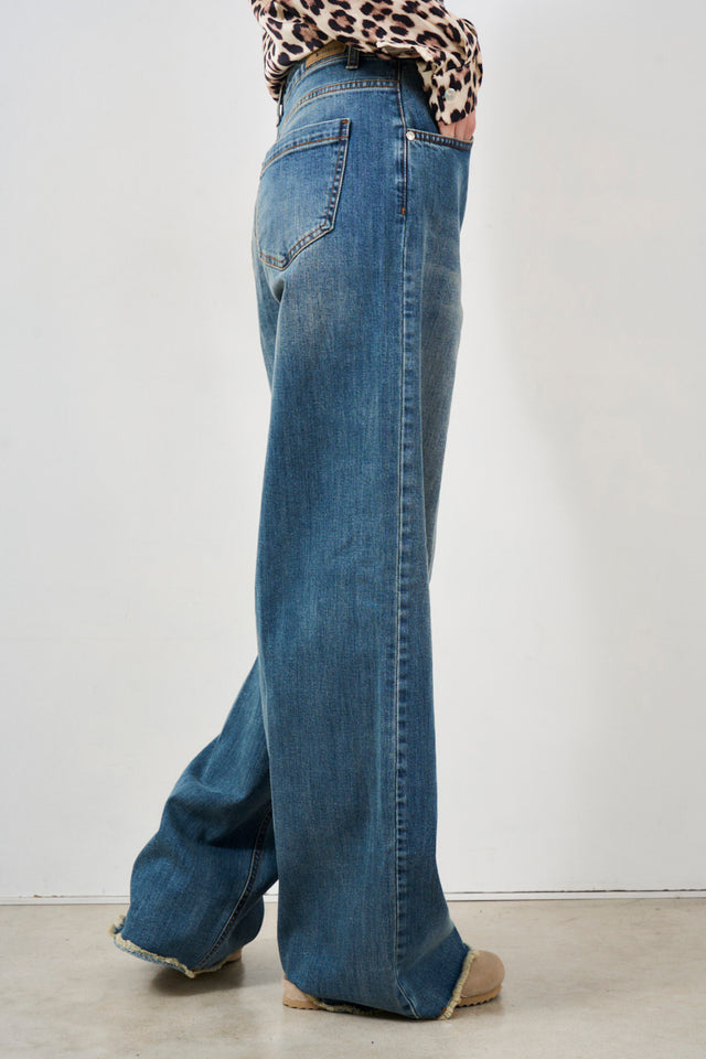 Women's wide leg jeans