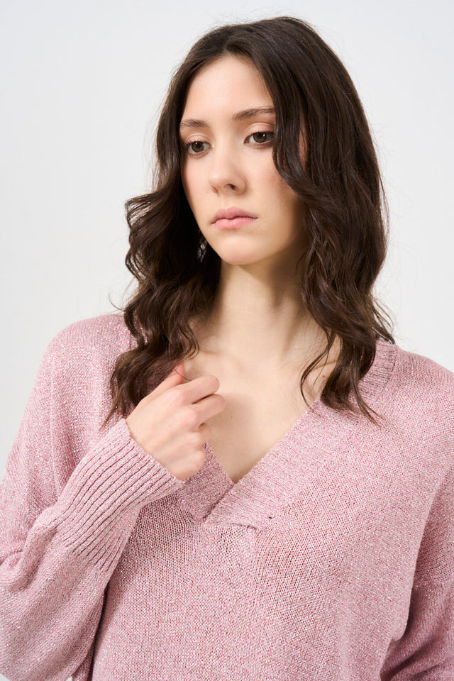 Women's V-shaped pullover in lurex
